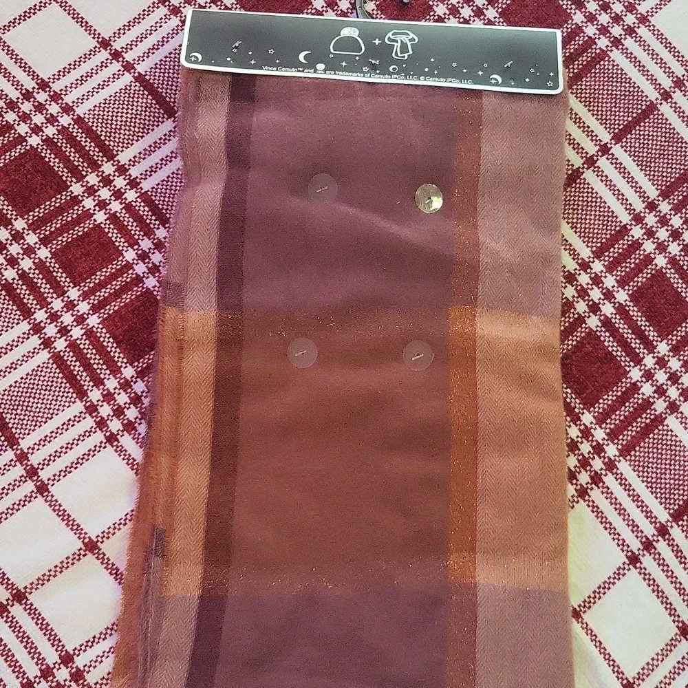 Vince Camuto hat and scarf set - Picture 5 of 6